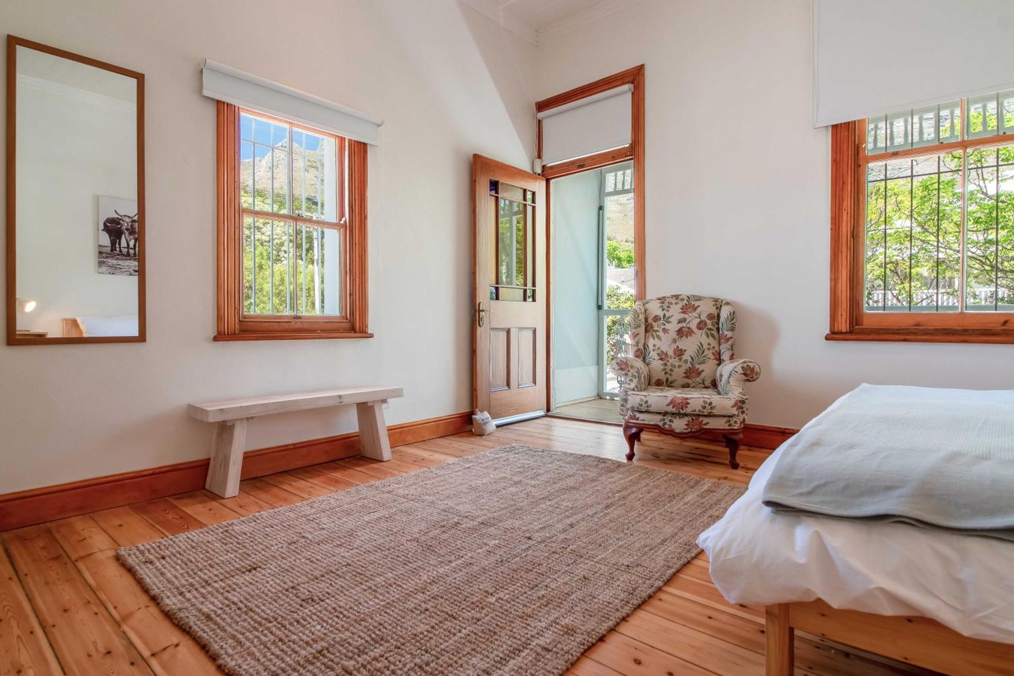Beautiful Old Victorian Holiday home Cape Town